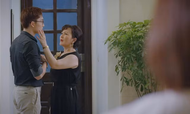 Thương Ngày Nắng Về: Mâu thuẫn giữa Vân Trang, Hoàng Duy và bà Nhung chỉ từ hiểu lầm này