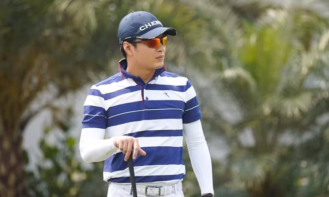 Bị khán giả ‘cà khịa’ vì đi chơi golf, ‘nam thần phim VTV’ đối đáp cực khéo léo