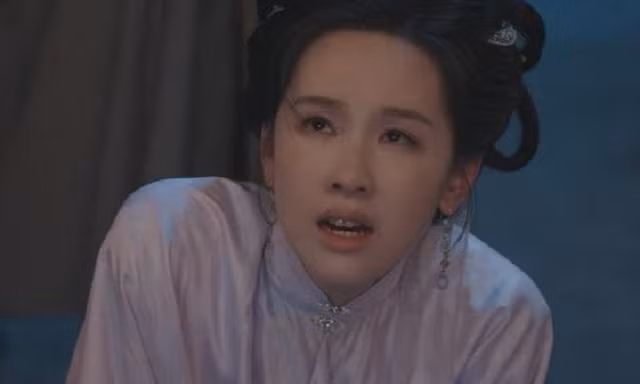 “Quý Nữ” Trần Đô Linh lộ điểm yếu diễn xuất, nhan sắc xinh đẹp không ăn thua