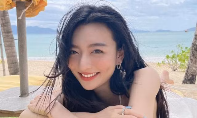 Trước khi rút khỏi Miss World Vietnam, “bản sao Lương Thùy Linh” từng gặp khó khăn khi thi Hoa hậu