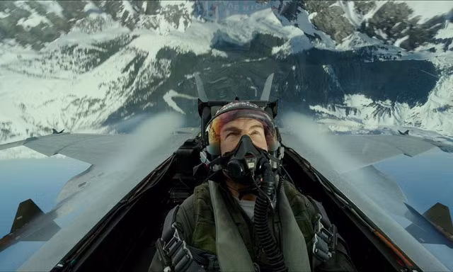 Vì sao 'Top Gun Maverick' của Tom Cruise trở thành bộ phim độc nhất vô nhị trong lịch sử Hollywood?