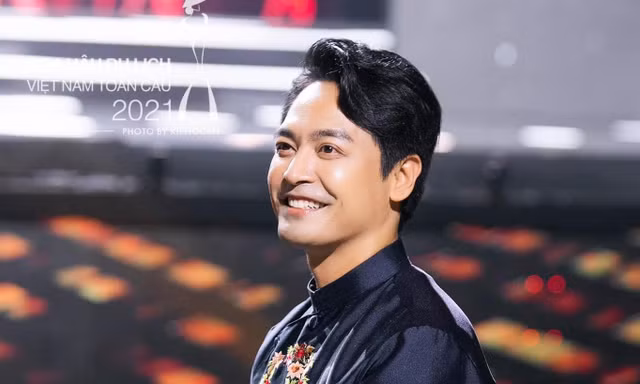 Lên tiếng xin lỗi về phim 'Lối nhỏ vào đời', MC Phan Anh càng khiến dân tình bức xúc