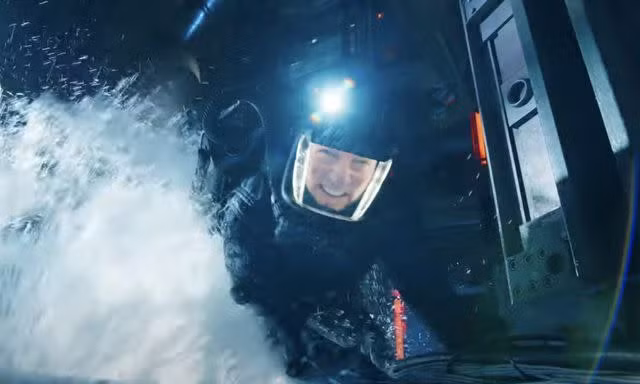 Tom Cruise liên tục thách thức tử thần trong phần mới của Nhiệm Vụ Bất Khả Thi