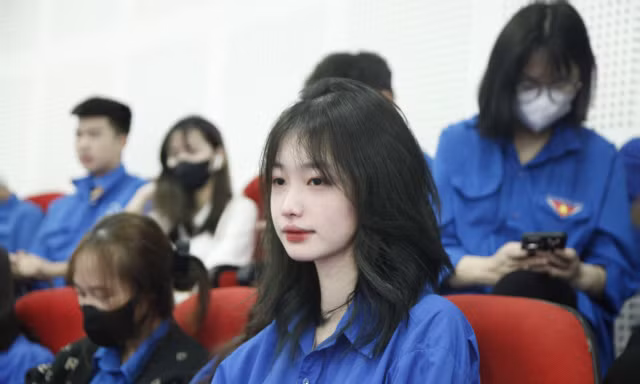 ác bạn trẻ tham gia chương trình. Ảnh: Nguyễn Thắng