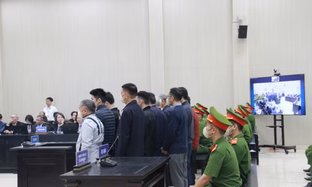 Các bị cáo tại phiên tòa.