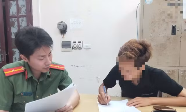 Cơ quan Công an làm việc với T.V.B.