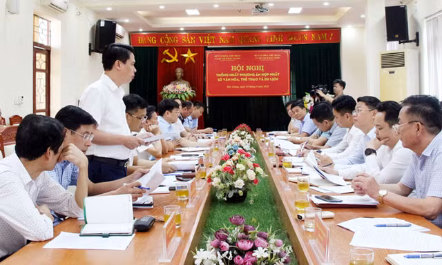 Sở Văn hóa, Thể thao và Du lịch tỉnh Bắc Giang làm việc với tỉnh Bắc Ninh.