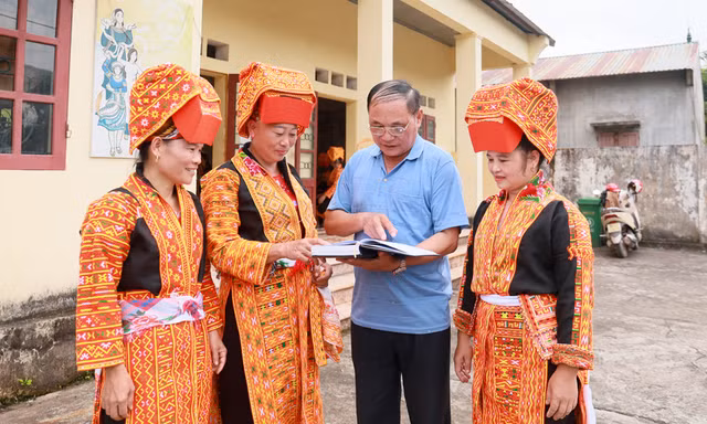 Tổ truyền thông cộng đồng về bình đẳng giới trong đồng bào dân tộc ở tỉnh Bắc Giang.