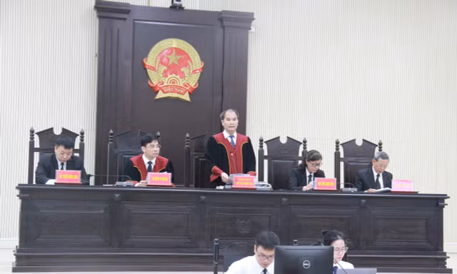 HĐXX vụ án.