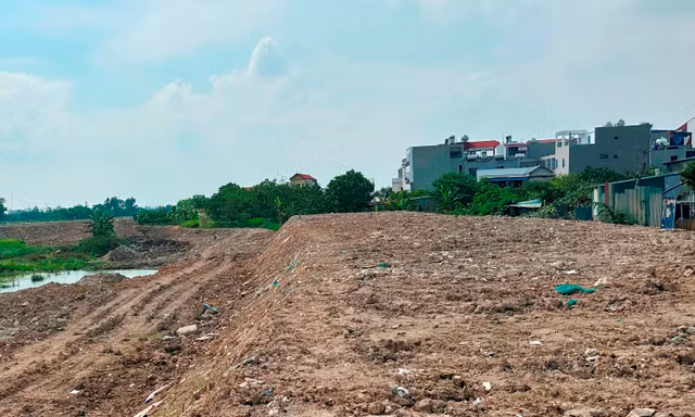 Nhiều đoạn thi công Vành đai 4 'bị tắc' vì vướng mặt bằng