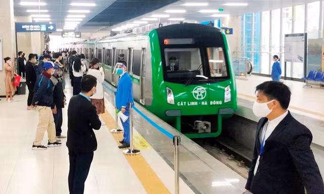 "Sự cố" tàu đứng im 30 phút tối qua là trường hợp kỹ thuật đầu tiên trên tàu Cát Linh - Hà Đông.