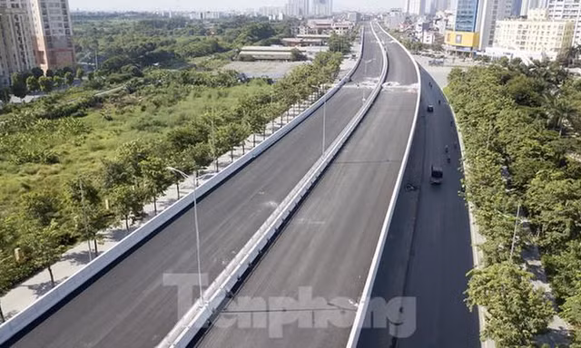 Ô tô sẽ đươc lưu thông tại đường trên cao Mai Dịch - cầu Thăng Long từ 11/10
