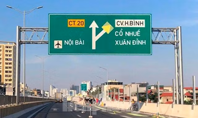 Đường trên cao Vành đai 3 Mai Dịch - cầu Thăng Long sẽ có đường kết nối lên xuống từ ngày mai. Ảnh: Trọng Đảng