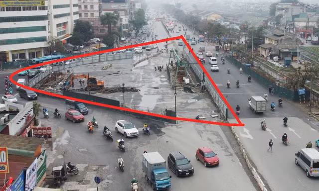 Phân luồng lại giao thông nút giao Giải Phóng - Kim Đồng 