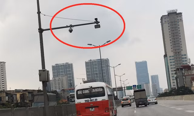 Lắp camera xử phạt nguội trên đường Vành đai 3 trên cao 
