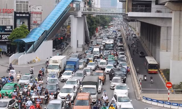 Hà Nội yêu cầu xóa 8-10 điểm đen ùn tắc từ nay đến cuối năm
