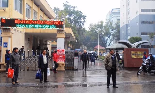 Người đàn ông tử vong khi rơi từ tầng 5 Bệnh viện Việt Đức