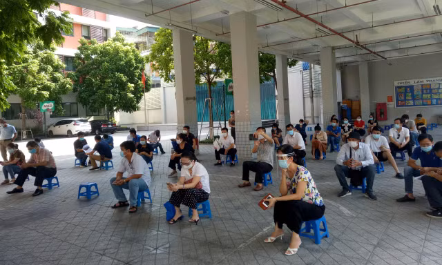 Quận Tây Hồ triển khai 10 điểm tiêm chủng vắc xin phòng COVID -19