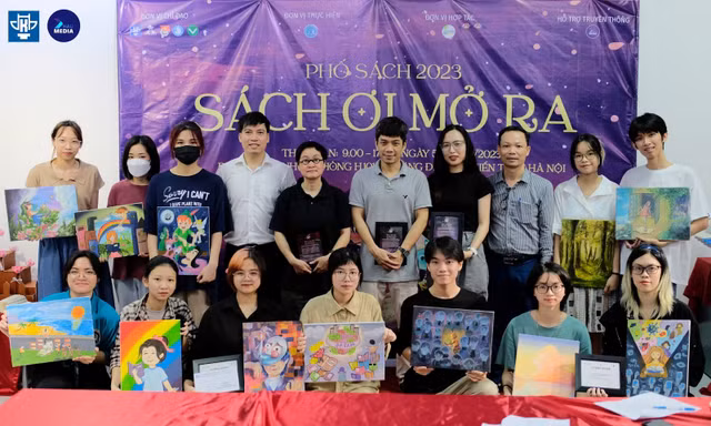 Phố sách - Sách ơi mở ra 2023 của sinh viên Đại học Kiến trúc Hà Nội 