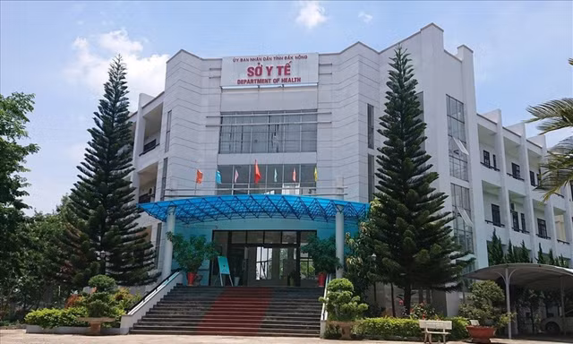Hai ‘ghế nóng’ ngành y tế Đắk Nông khuyết nhân sự