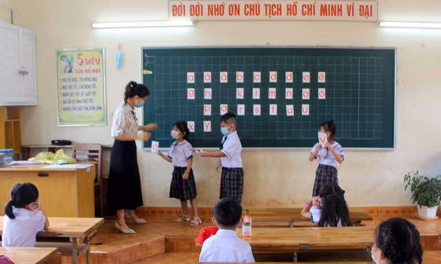 Một tiết học của cô trò Đắk Nông