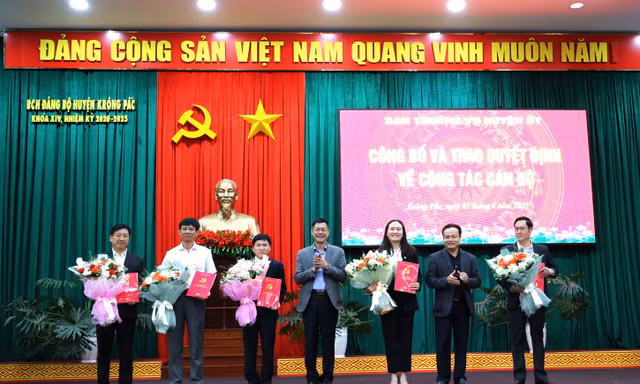 Thủ phủ sầu riêng huyện Krông Pắc có tân Chủ tịch Hội đồng nhân dân