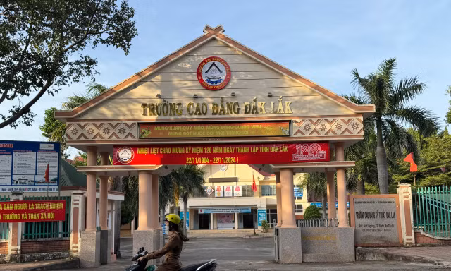 Tin mới vụ nam sinh tử vong khi thực hành nối điện