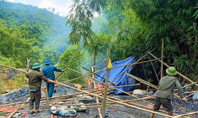 Đề xuất đánh sập hầm khai thác vàng tồn tại suốt 10 năm ở Đắk Nông 