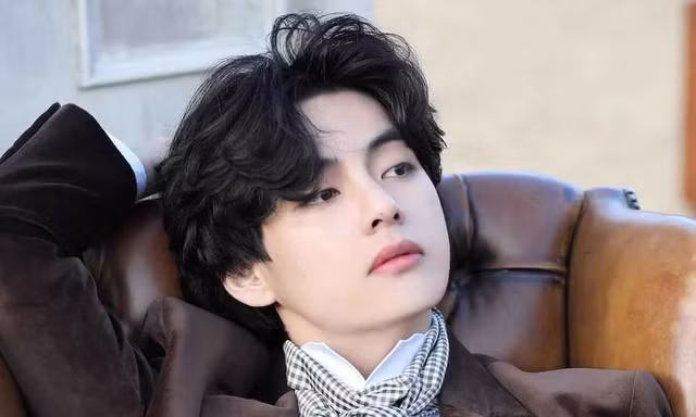 Ai đã vượt qua V BTS để đạt No.1 BXH thương hiệu cá nhân idol K-Pop nam tháng 9?