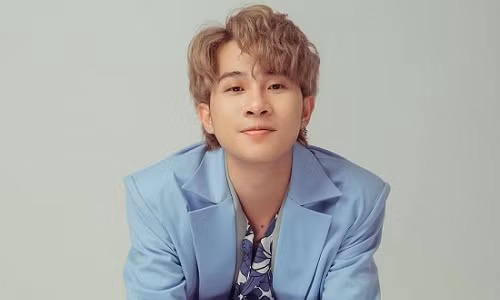 Trong thế giới fangirl: Jack là một đóa thiên quỳ tử luôn vươn mình dẫu đời lắm chông gai