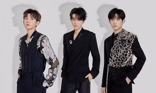 Trong thế giới fangirl: TFBOYS kỷ niệm 7 năm vui vẻ, và sẽ bên nhau không chỉ 10 năm