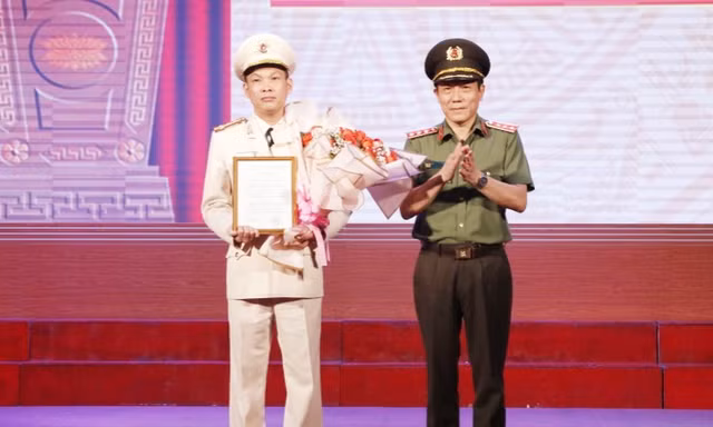 Đại tá Tạ Văn Đẹp làm Giám đốc Công an tỉnh Bình Dương