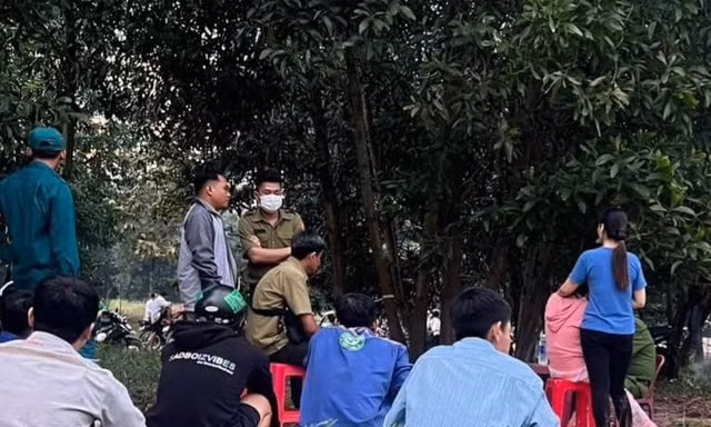 Nam thanh niên livestream cảnh treo cổ tự tử tại bãi đất trống ở Bình Dương