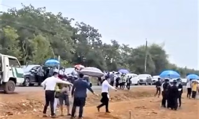 Họp khẩn vụ công ty bất động sản dựng trò ‘sốt đất’ chạy như giặc