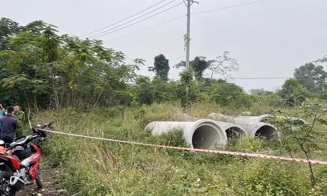 Nam thanh niên chết bất thường tại bãi đất trống