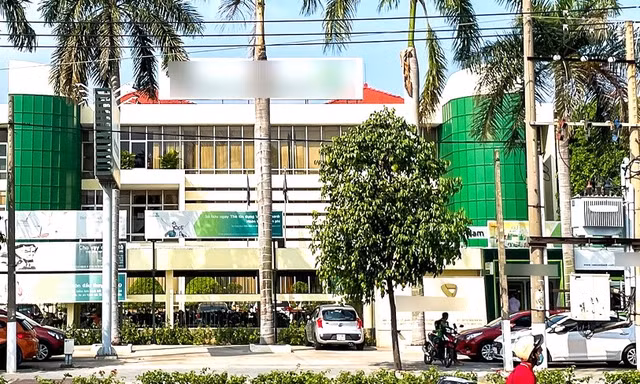 Thực hư thông tin Bình Dương đề nghị xem xét 'hủy kết quả đấu giá 4 trụ sở cũ’ 