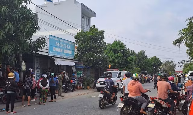 Phát hiện thi thể phụ nữ bị cứa cổ trong phòng trọ ở Bình Dương