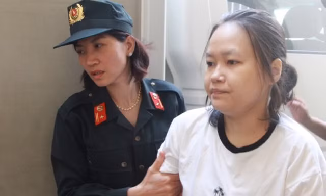 Chủ mưu giết người đúc bê tông xin lỗi và khuyên mẹ nạn nhân tin con đã chết