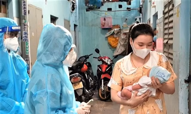 Bình Dương hỗ trợ tiền mai táng, tiền thuê nhà trọ và trẻ mồ côi vì COVID-19