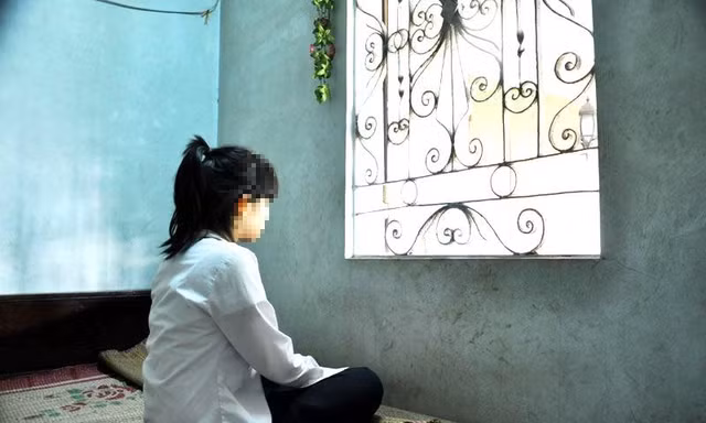 Giao cấu với bé gái 14 tuổi, hai cha con bị bắt giữ
