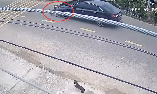 Công an Bình Dương thông tin vụ 'xế hộp' kéo lê xe máy trên đường 