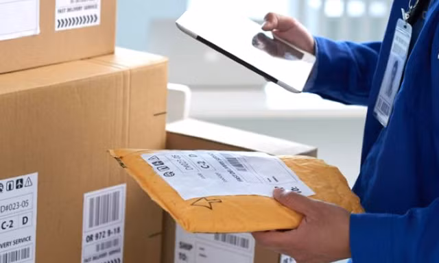 Cảnh báo chiêu lừa nộp phạt nguội, gửi văn bản qua shipper 'dỏm'
