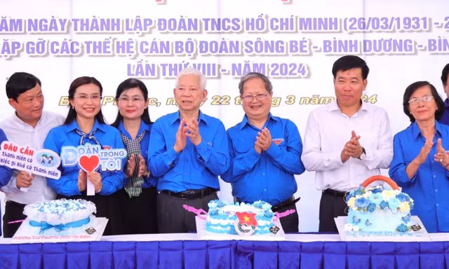 Liên hoan gặp gỡ các thế hệ cán bộ Đoàn Sông Bé - Bình Dương - Bình Phước