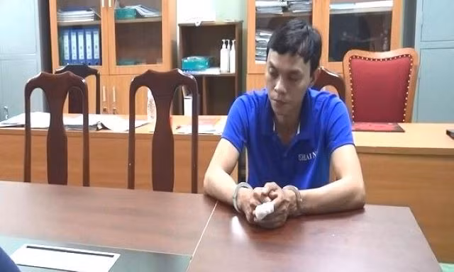 Bắt đối tượng đột nhập phòng ngủ, giết người đang say giấc rồi bỏ trốn