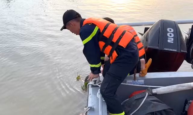 Tìm được thi thể 3 nữ sinh mất tích trên sông ở Bình Dương