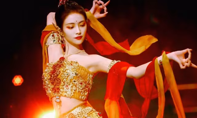 Tour mới giá tốt: Con đường tơ lụa - Đôn Hoàng - Gia Dục Quan