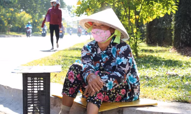 Lao động tự do tính đường 'trốn' khỏi TPHCM vì nắng nóng bất thường