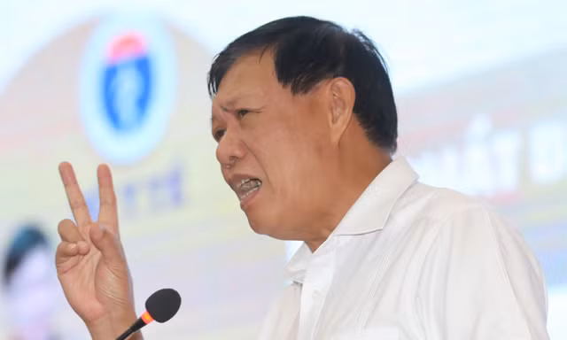 Thứ trưởng Bộ Y tế Đỗ Xuân Tuyên: 'Nhiều người nổi tiếng quảng cáo hàng gian, hàng giả'