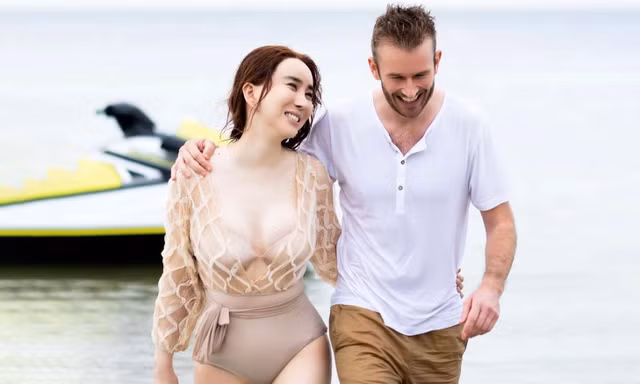 Tỷ phú chuyển giới nắm bản quyền Hoa hậu Hoàn vũ có nguy cơ vỡ nợ
