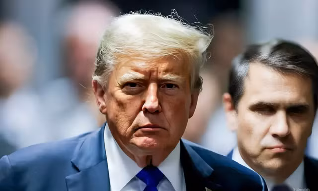 Cổ phiếu công ty của ông Trump hỗn loạn 